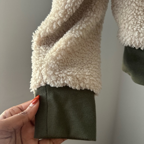 #65 FABLETICS SHERPA PULLOVER ZIPPER SWEATER CREAM GREEN SIZE XXS - Picture 6 of 10